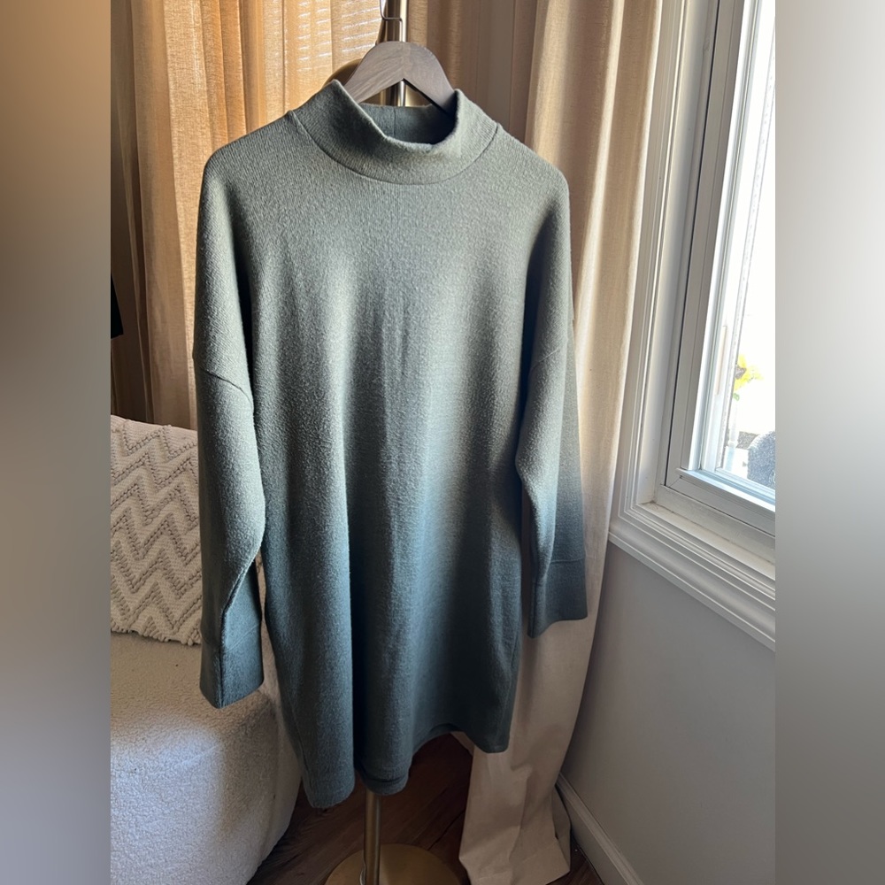 NWOT Abercrombie & Fitch Dress | Large